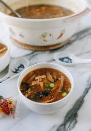 Common key ingredients in the american chinese version include bamboo shoots, toasted sesame oil. Vegetarian Hot Sour Soup Easy Recipe The Woks Of Life