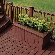 trex transcend rail kit with square balusters 42 trex deck designs backyard backyard patio deck trex deck colors