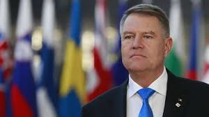 Klaus werner iohannis is the president of romania. Romania S Iohannis On Top In First Round Presidential Vote Euractiv Com