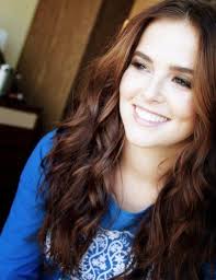 Zoey Deutch As Zoe Nightshade Tear From Percy Jackson And The Olympians Zoey Deutch Zoey Beauty Thompson and her husband, director howard deutch (pretty in pink), raised deutch and her sister madelyn, 26, in the thick of. pinterest