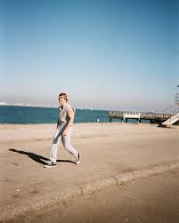 Anyone is a song by canadian singer justin bieber. Ac9db1tewhasmm