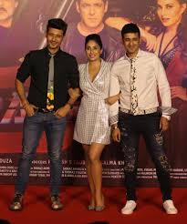 Neha Bhasin Manmeet Gulzar Harmeet Gulzar At The Song Launch Of Allah Duhai Hai From Film Race 3 On 1st June 2018 Neha Bhasin Bollywood Photos Последние твиты от manmeet s. neha bhasin manmeet gulzar harmeet gulzar at the song launch of allah duhai hai from film race 3 on 1st june 2018 neha bhasin bollywood photos