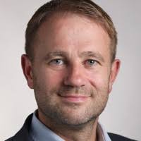 60+ perfiles de «Leitzke»