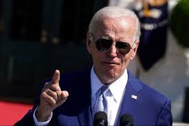 Paul Triolo's Instagram, Twitter & Facebook