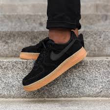 Pin On Sneakers