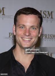 27 Photos & High Res Pictures