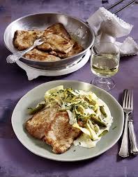 Minutensteak Mit Bandnudeln Und Gurkensosse Rezept In 2020 Minutensteak Rezepte Schweinefilet Rezepte