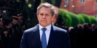 Carlos mattos barrero, hijo de josé bolívar mattos y susana mattos, es un empresario y filántropo de origen colombiano, que ha dedicado gran parte de su . Carlos Mattos Reconocido Empresario De Exito En Colombia Timejust