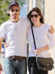 Seth avett s wife jennifer carpenter is an american actress best known for her role as debra morgan in the hit american tv series dexter. Jennifer Carpenter And Seth Avett Married Over Memorial Day Weekend People Com