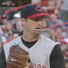 12/13/1999 Ken Griffey Jr. vetoes a trade to the Mets. The agreement would  have sent Armando Benítez, Roger Cedeño, and Octavio Dotel to Seattle for  the future Hall of Fame outfielder.