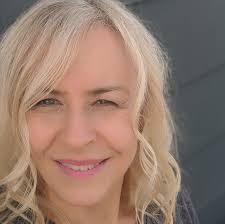 Tracy Medellin's Instagram, Twitter & Facebook