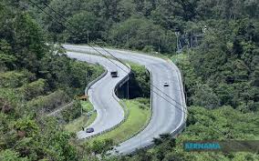 Tidak ramai pengguna lebuhraya yang berhenti rehat di sini. Bernama Radio Twitter àªªàª° Pelaksanaan Pembinaan Lebuh Raya Pantai Timur Fasa 3 Lpt3 Telah Diluluskan Dengan Kos Kerja Kerja Awalan Keseluruhan Berjumlah Rm35 Juta Menteri Kanan Infrastruktur Datuk Seri Fadillah Yusof Https T Co V3ssrjawek