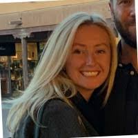 Deirdre Graves's Instagram, Twitter & Facebook