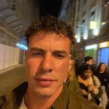 Olivier Richer's Instagram, Twitter & Facebook