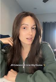 Emmie Wig Review: Stunning Brown Highlight Style!