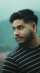 No es mucho pero es trabajo honesto 🙆🏽‍♂️👍🏽, ., ., ., #photography  #photographer #portrait #reelsoftheday