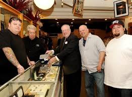 They would have walk around and take pictures well worth the visit. 21 Things You Didn T Know About Pawn Stars Eighties Kids