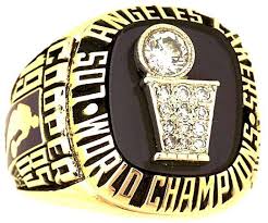 Pin By Omar On Championships Lakers Championships Nba Championship Rings La Lakers