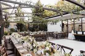 The Perfect Outside Wedding Venue In Chicago In 2020 Wedding Venues Venues Outside Wedding
