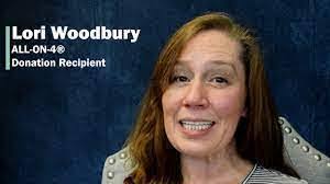 Lori Daigneault's Instagram, Twitter & Facebook