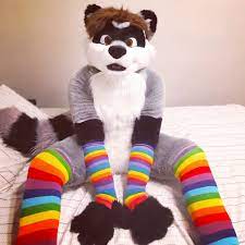 Do these sleeves make me look gay? #FursuitFriday : r/furry