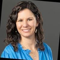 Suzanne Chandler's Instagram, Twitter & Facebook