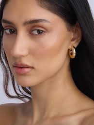 What began as our thickest hoop has evolved into a full collection.  Introducing the Jamma Cuff, Jamma Ear Cuff, and Jamma Micro Huggies.