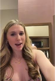 Sarah Baumert's Instagram, Twitter & Facebook