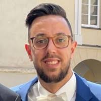 303000+ perfiles de «Fabian -raso»