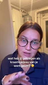 wat kreeg jij als kraamcadeau?? #werkgever #kraamtijd #kraamcadeau  #bevallen #newborn