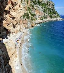 In his memoirs popovici said that he contemplated stepping down, but was determined not to abandon the jews in their time of need. Popovici Strand Picture Of Villa Panorama Mlini Tripadvisor