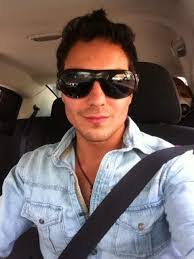 Julio Ron's Instagram, Twitter & Facebook