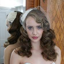 Birdcage Veil With Hair Down Long Hair With Birdcage Veil Hairstyles Wedding Veil Vintage Vintage Wedding Hair