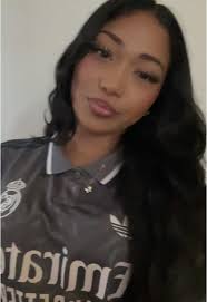 Real Madrid Rose Kit