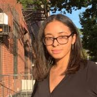 Alana Lewis's Instagram, Twitter & Facebook