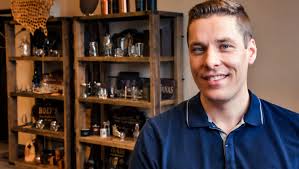 College project leads to booming e-tail business