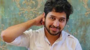 Actor Tejas Barve Attends Special Screening of Kaljayi Savarkar at Raj  Bhavan