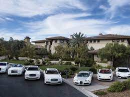 Is looking to increase the value of his car collection by a few million with the addition of just two cars. Floyd Mayweathers Car S Estimated At Almost 10 Million Life Beyond Sport