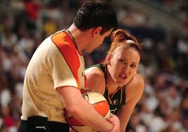 Lauren elizabeth jackson (born 11 may 1981 in albury, new south wales) is an australian retired professional basketball player. Hof Nominee Lauren Jackson Brought Versatility To The Wnba Frontcourt Swish Appeal