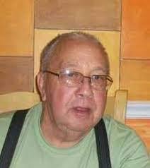 Allen Mathes's Instagram, Twitter & Facebook