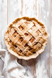 The Ultimate Healthy Apple Pie Recipe That S Secretly Vegan Topped With A Flaky Crust And Ca In 2020 Healthy Apple Pie Healthy Apple Pie Recipe Vegan Apple Pie Recipe