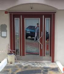 Disari Acilan Apartman Giris Kapilari Kapilar Urunler Faaliyetler