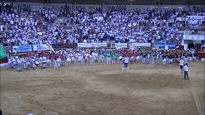 Fete mont de marsan 2019. L Encantada Aux Arenes Du Plumacon Mont De Marsan Fetes De La Madeleine 2019 Youtube