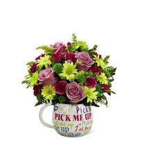 Schau dir unsere auswahl an cedar rapids iowa an, um die tollsten einzigartigen oder spezialgefertigten, handgemachten stücke aus unseren shops zu finden. The Ftd Pick Me Up Mug Bouquet Cedar Rapids Ia Florist