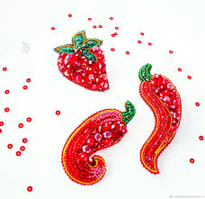 а на море белый песок дует теплый ветер в лицо Yarmarka Masterov Ruchnaya Rabota Handmade Chili Raboty Brosh
