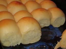 Old Fashioned Soft And Buttery Yeast Rolls Recipe Easy Yeast Rolls Yeast Rolls Recipe Buttery Rolls