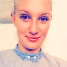 Laura Damm (@LauraDamm4)