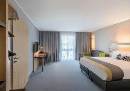 Explore the charming old town or see a show in the theatre or the town hall. Holiday Inn Express Gutersloh Ab 77 Hotels In Gutersloh Kayak