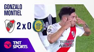 Every loss he's had, except against jaime munguia, has been a split or majority decision. Gonzalo Montiel Arreglo Su Contrato Hasta 2025 Con Sevilla La Pagina Millonaria