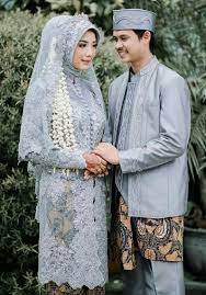 Fto bju gamis palestina akad nikah : 103 Gambar Baju Adat Sunda Pernikahan Paling Unik Modelbaju Id